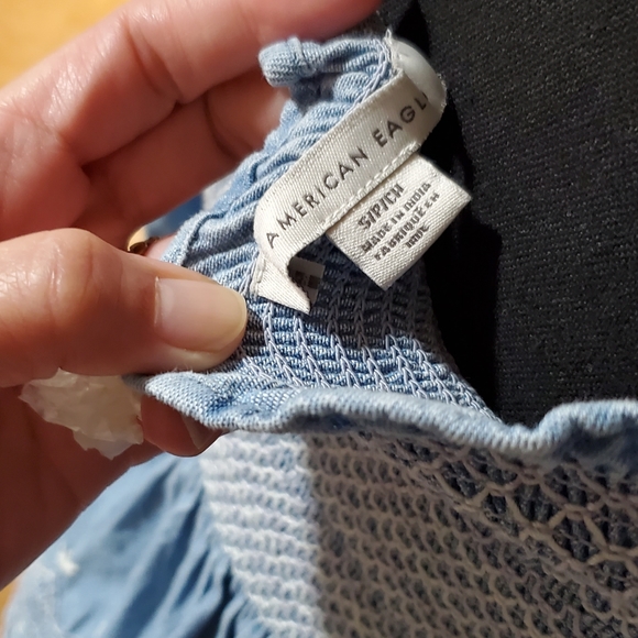 Tops - Picture 4 of 4